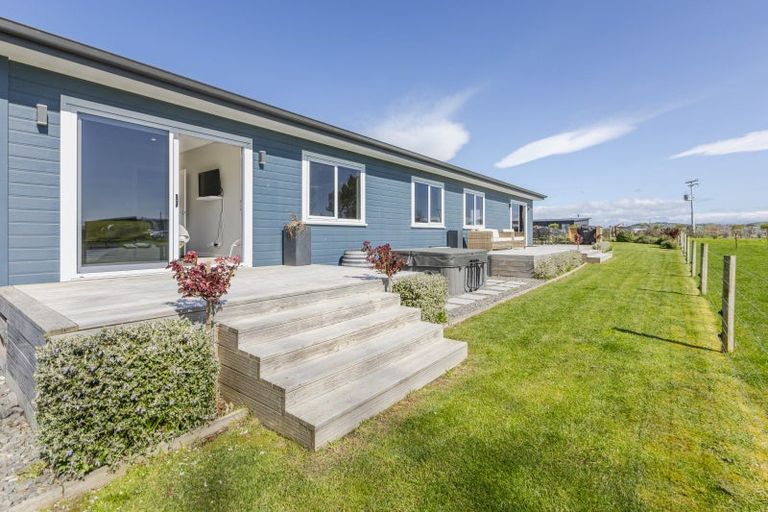 Photo of property in 403 Racecourse Road, Waipukurau, 4282