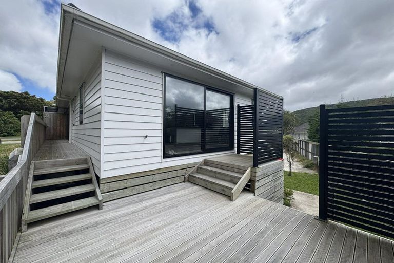 Photo of property in 3b Stokes Valley Road, Stokes Valley, Lower Hutt, 5019