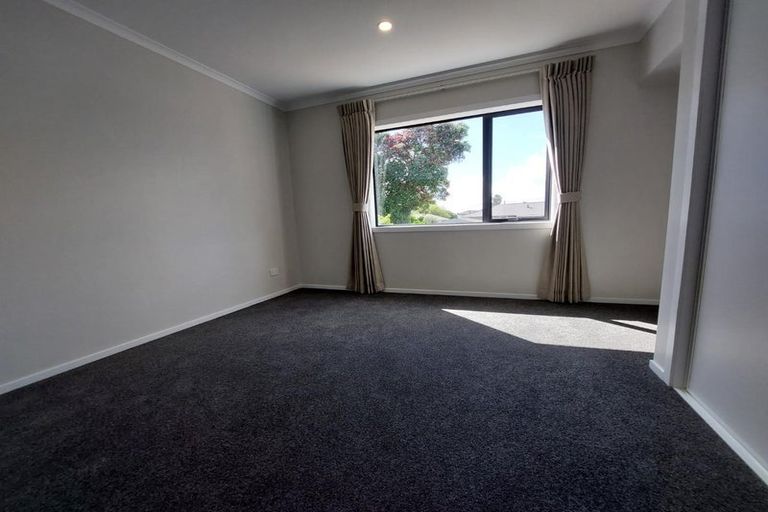 Photo of property in 6/125b Metcalfe Road, Ranui, Auckland, 0612