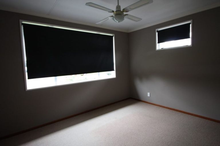 Photo of property in 12 Raglan Avenue, Cloverlea, Palmerston North, 4412