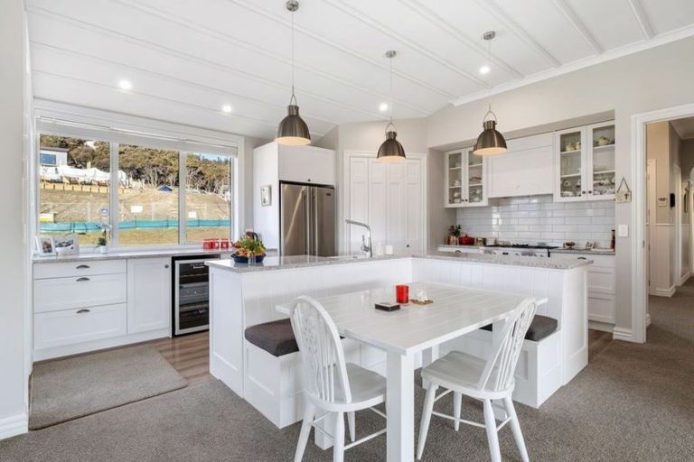 Photo of property in 2 Hidden Hills Drive, Wanaka, 9305