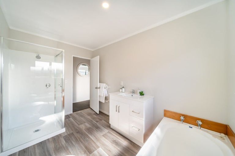 Photo of property in 6a Louis Street, Trentham, Upper Hutt, 5018