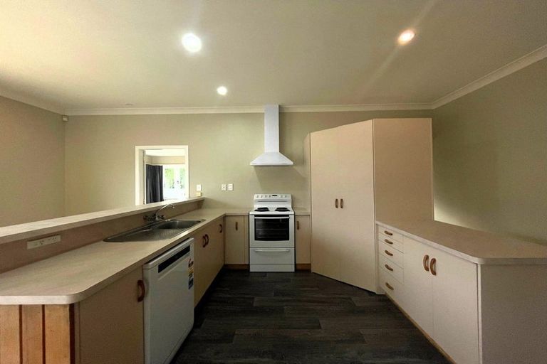 Photo of property in 10b Henry Road, Katikati, 3129