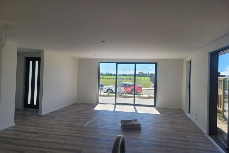 Photo of property in 15 Ellmers Street, Woodend, 7691