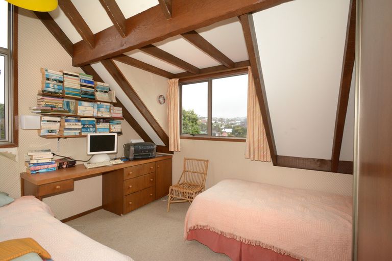 Photo of property in 9 Springhill Road, Mornington, Dunedin, 9011