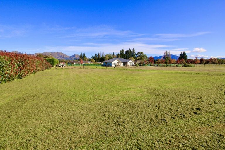 Photo of property in 8 Ewen Place, Hanmer Springs, 7334