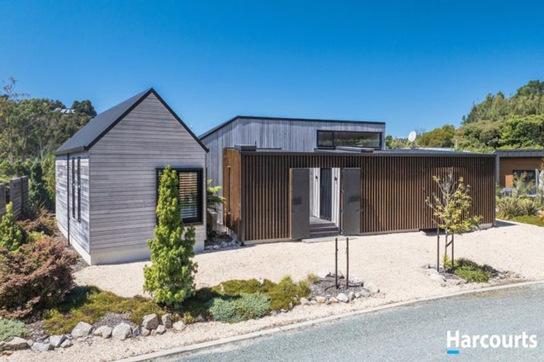Photo of property in 18 Kahu Close, Kaiteriteri, Motueka, 7197
