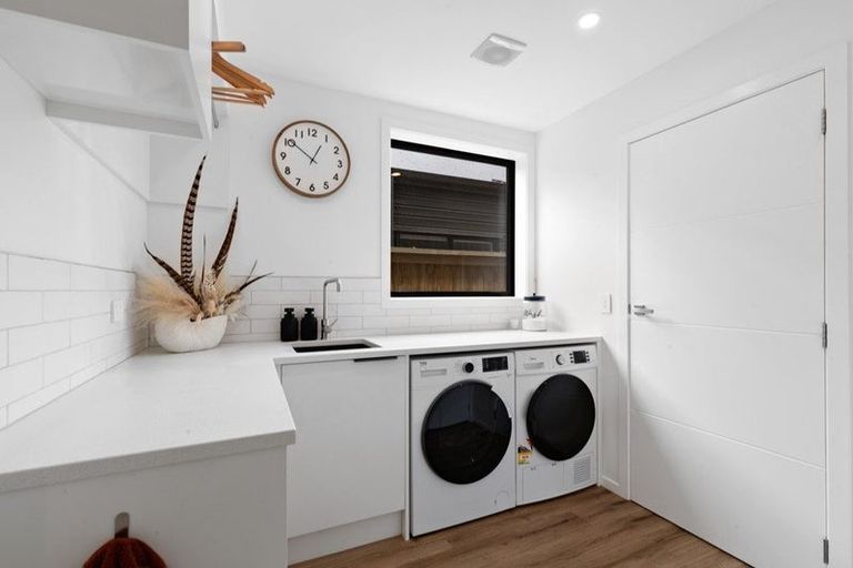 Photo of property in 60 Muster Road, Jacks Point, 9371