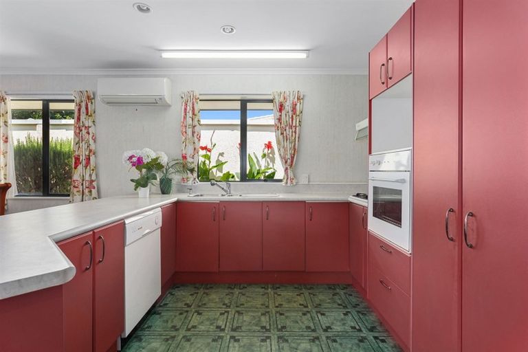 Photo of property in 10 Totara Park, Whakatane, 3120