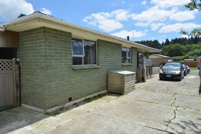 Photo of property in 50 Paisley Street, Kew, Invercargill, 9812