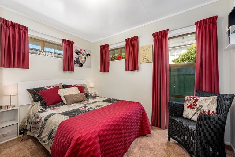 Photo of property in 357 Fergusson Drive, Heretaunga, Upper Hutt, 5018