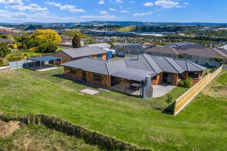 Photo of property in 43 Mahana Way, Pyes Pa, Tauranga, 3112