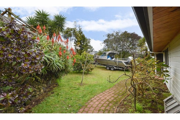 Photo of property in 14 Mark Place, Lynmore, Rotorua, 3010