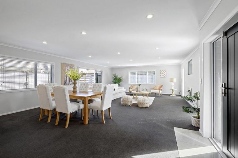 Photo of property in 20 Fernbrook Drive, Hurworth, New Plymouth, 4310