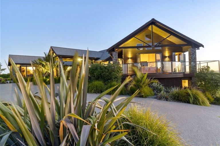 Photo of property in 477 Redoubt Road, Totara Park, Auckland, 2019