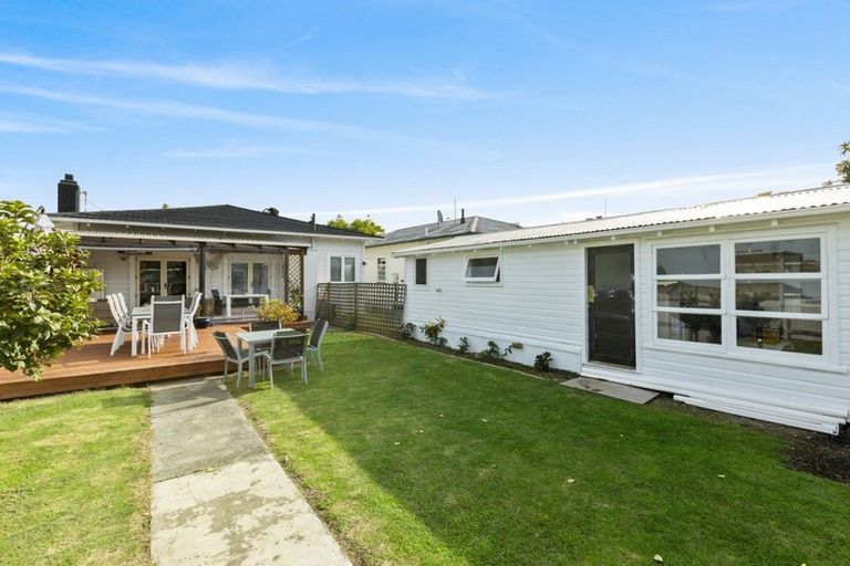 Photo of property in 89 Vigor Brown Street, Napier South, Napier, 4110