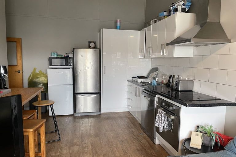 Photo of property in 59 Pirie Street, Mount Victoria, Wellington, 6011