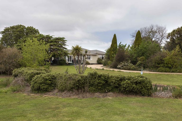 Photo of property in 1235 Maheno-herbert Road, Maheno, Oamaru, 9495