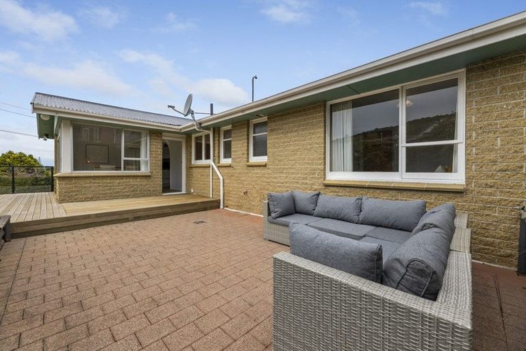 Photo of property in 75 Gilkison Street, Halfway Bush, Dunedin, 9010