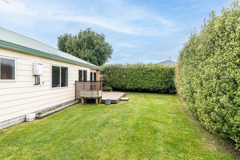 Photo of property in 4 Mckenzie Place, Rototuna North, Hamilton, 3210