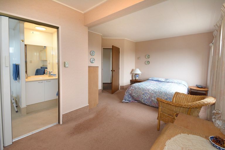 Photo of property in 9 Springhill Road, Mornington, Dunedin, 9011