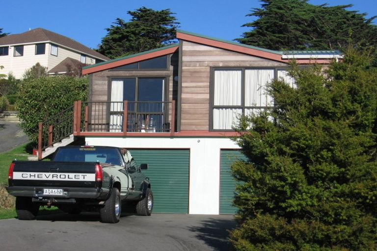 Photo of property in 8 Wingfield Place, Churton Park, Wellington, 6037