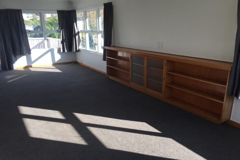 Photo of property in 23 Coote Road, Bluff Hill, Napier, 4110