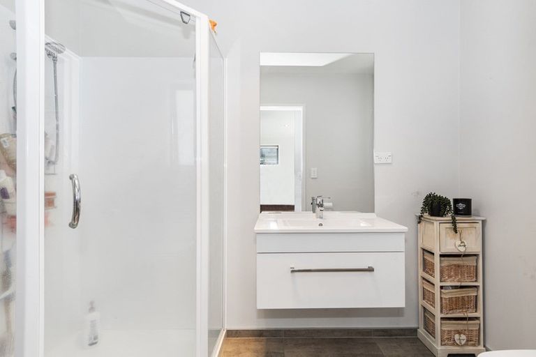 Photo of property in 101 Ballintoy Park Drive, Welcome Bay, Tauranga, 3175