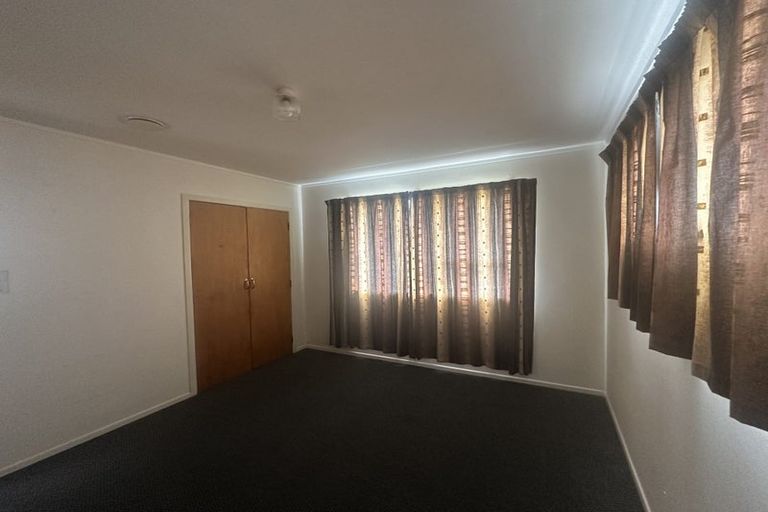 Photo of property in 12a Paritutu Road, Spotswood, New Plymouth, 4310