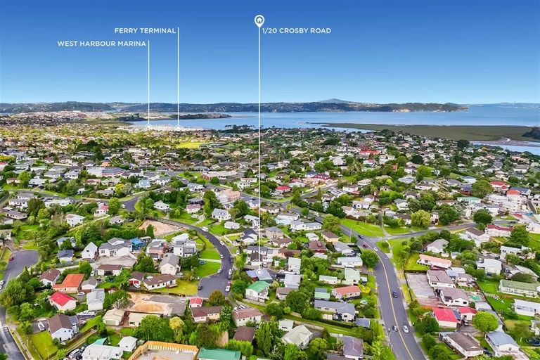 Photo of property in 1/20 Crosby Road, West Harbour, Auckland, 0618