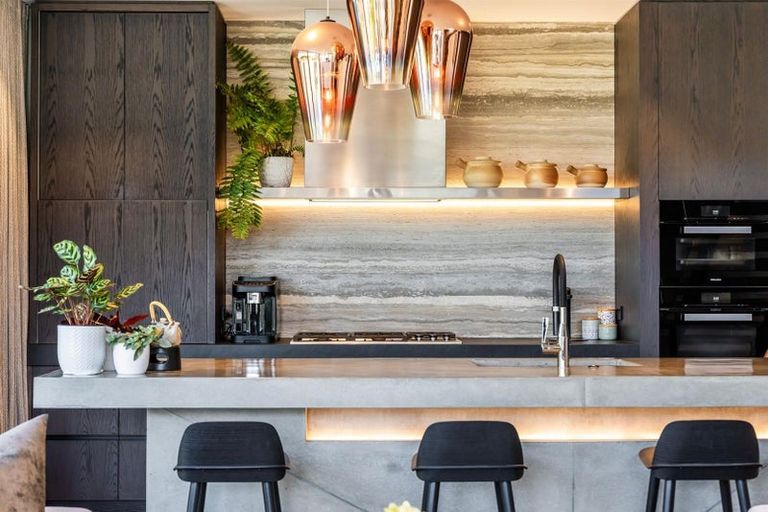 Photo of property in 41 Craig Road, Milford, Auckland, 0620