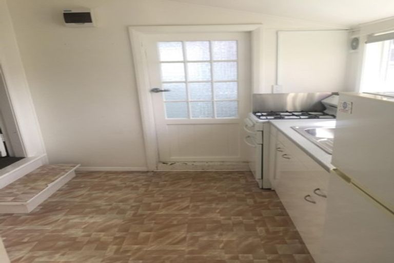 Photo of property in 1 Bidwill Street, Mount Cook, Wellington, 6021