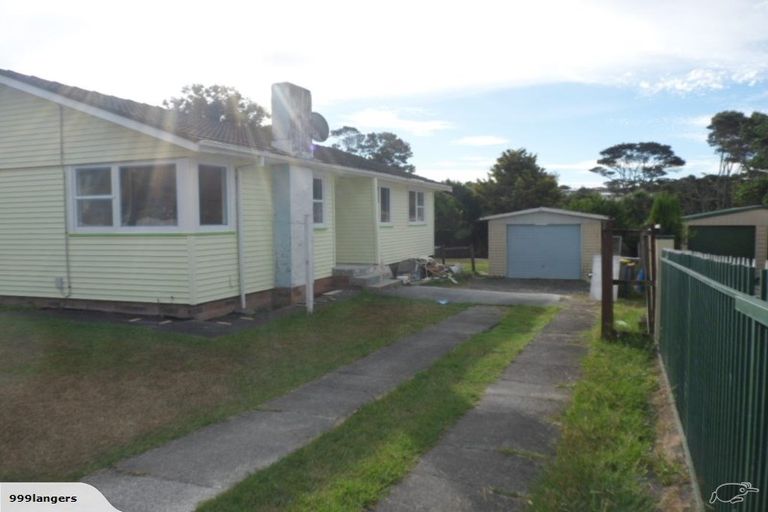 Photo of property in 54 Glen Marine Parade, Glendene, Auckland, 0602