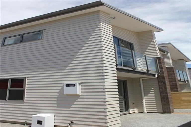 Photo of property in 28 Latimer Way, Petone, Lower Hutt, 5012