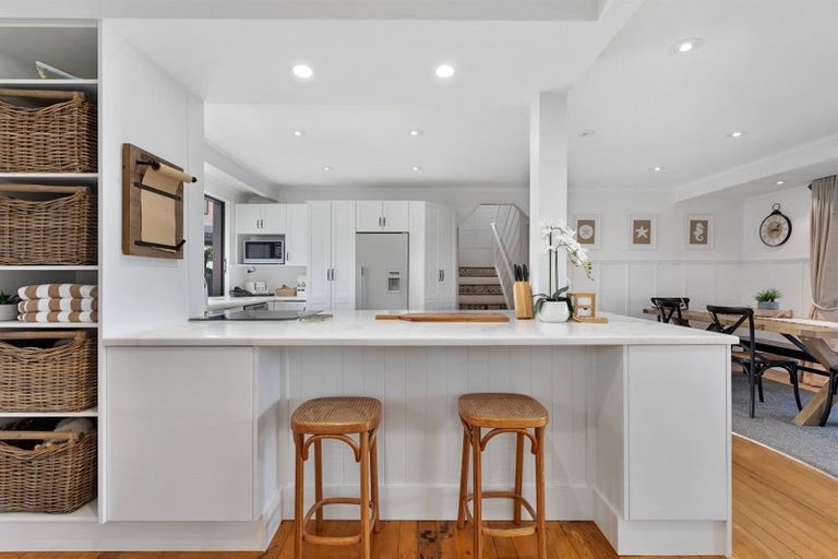 Photo of property in 255 Pohutukawa Avenue, Ohope, 3121