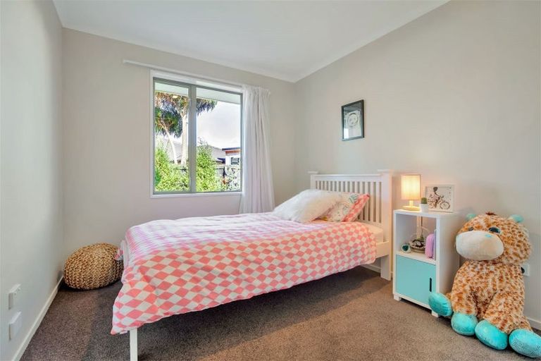 Photo of property in 7 Pollock Place, Rolleston, 7614