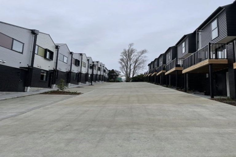 Photo of property in 19 Panoni Lane, Howick, Auckland, 2014