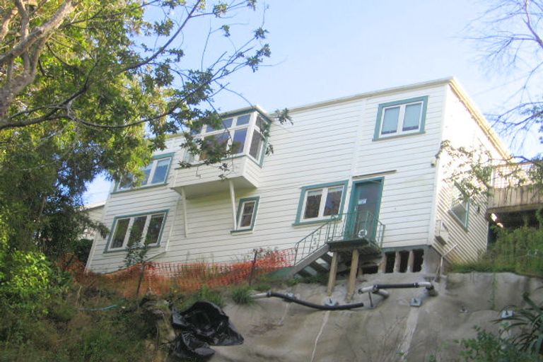 Photo of property in 19 Ferry Road, Days Bay, Lower Hutt, 5013