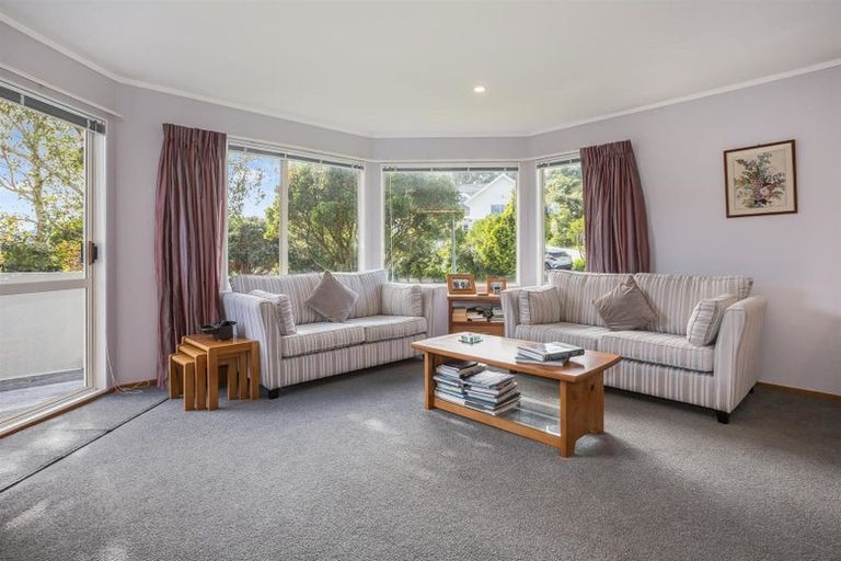 Photo of property in 7 Portage Place, Whitby, Porirua, 5024