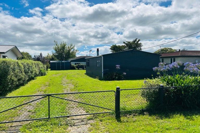 Photo of property in 5 Meta Street, Takapau, 4203