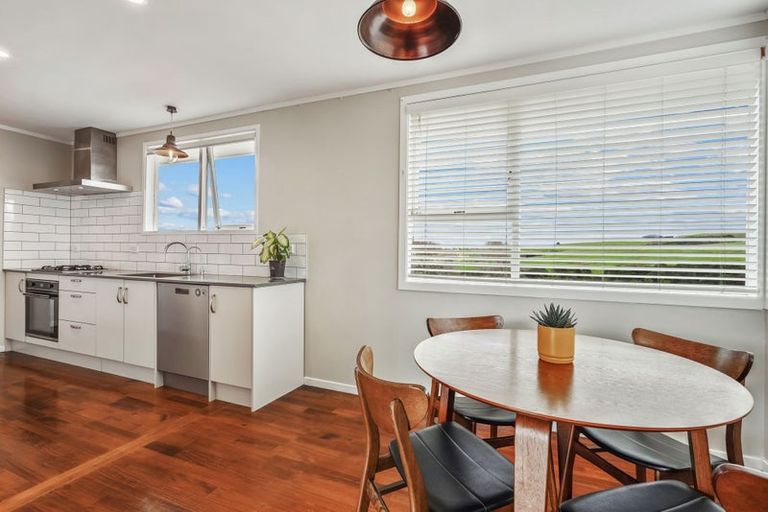 Photo of property in 10 Houkura Way, Hakaru, Kaiwaka, 0573