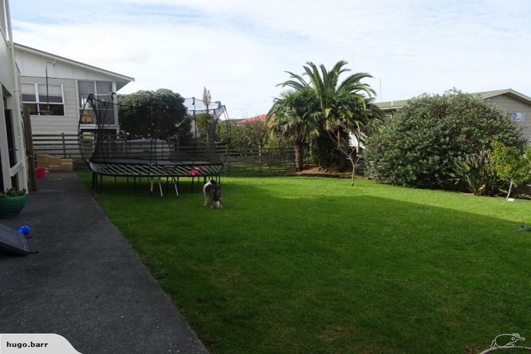 Photo of property in 12 Hinemoa Place, Snells Beach, 0920