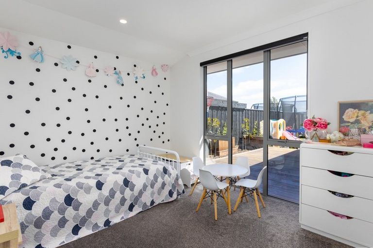 Photo of property in 31 Te Hurunui Drive, Pegasus, 7612