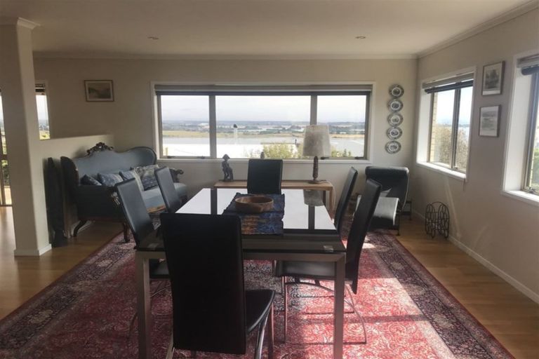 Photo of property in 46 Cannon Hill Crescent, Mount Pleasant, Christchurch, 8081