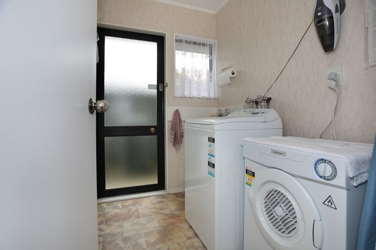 Photo of property in 336a Featherston Street, Palmerston North, 4414