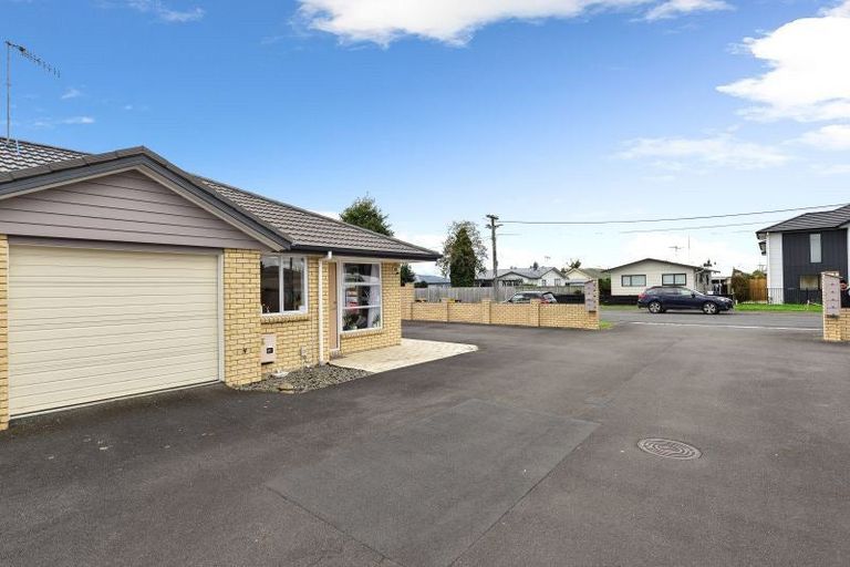 Photo of property in 60a Campbell Street, Frankton, Hamilton, 3204