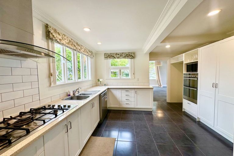 Photo of property in 1 Parliament Street, Thorndon, Wellington, 6011