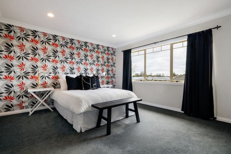 Photo of property in 181 Thornton Road, Cambridge, 3434