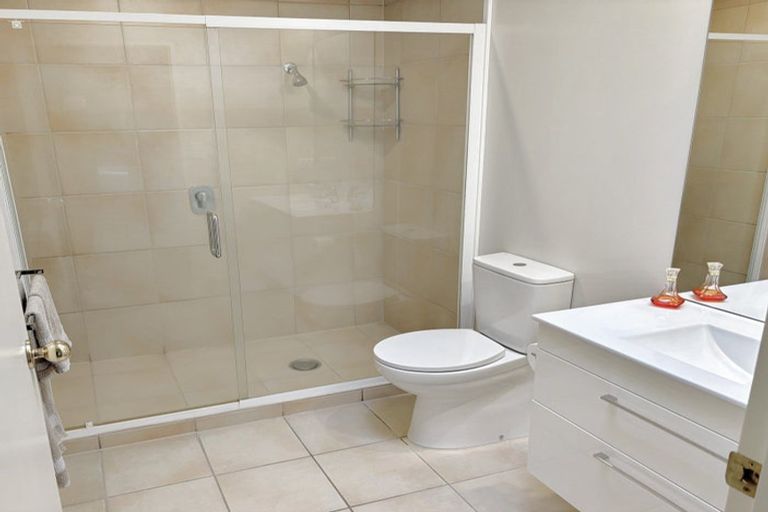 Photo of property in 2 Sissinghurst Court, Bethlehem, Tauranga, 3110