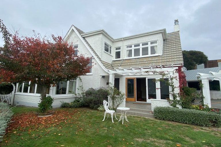 Photo of property in 135 Princes Drive, Britannia Heights, Nelson, 7010